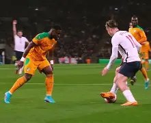 神秘男士与,阚清子同游,亲密互动引,欧亿体育官网,APP下载,注册领彩金,官方网站,网站入口